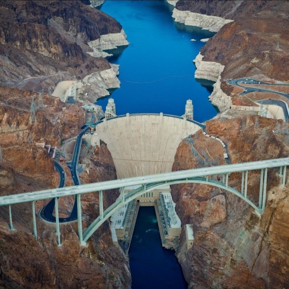 Hoover Dam Bypass HDR, Inc., T.Y. Lin International, y Jacobs Engineering